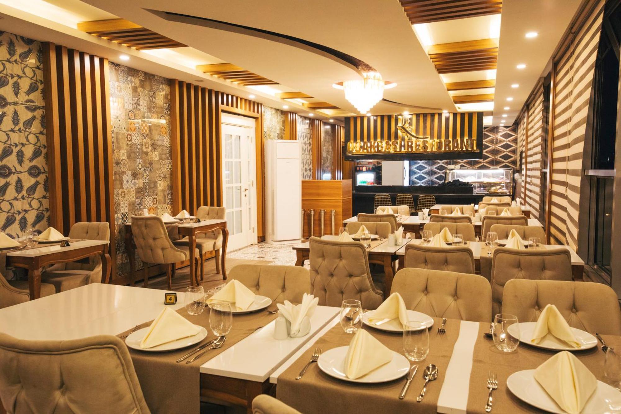 Royal Mersin Otel Exterior foto